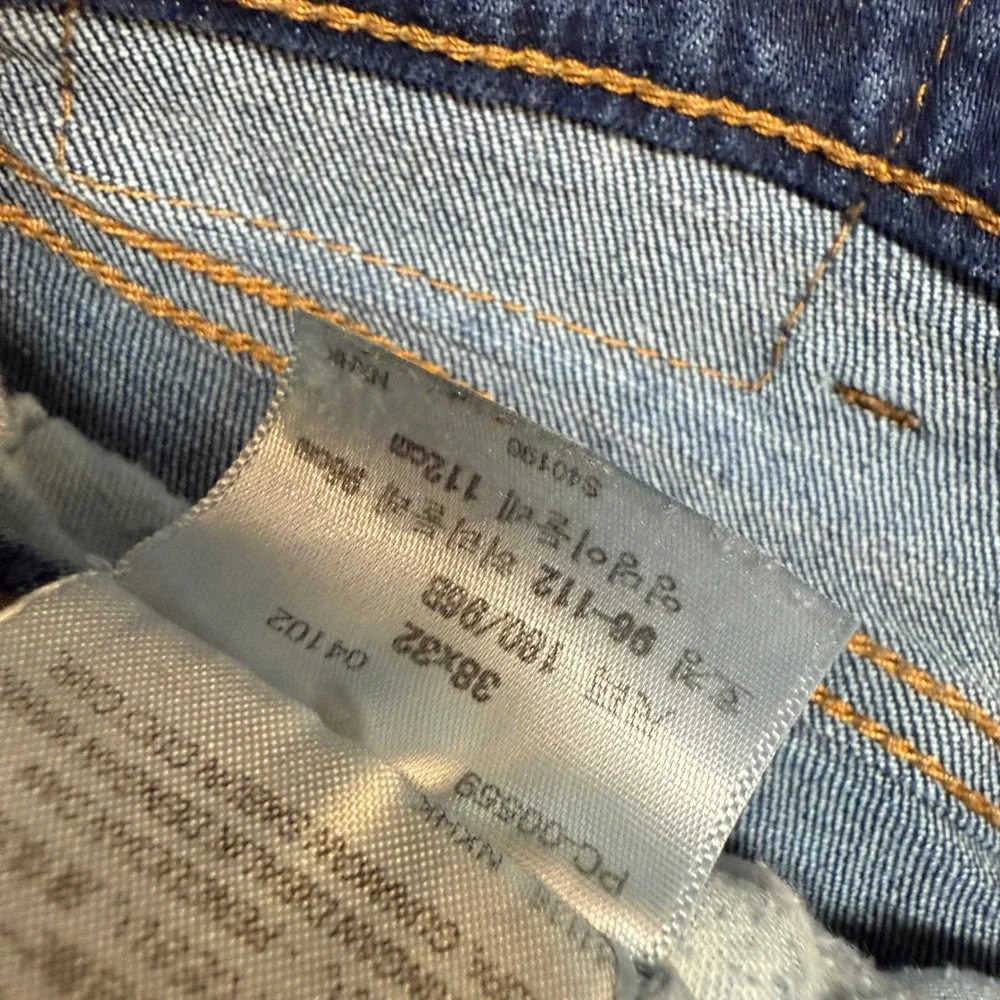 Vintage y2k Baggy Levi's 505 Denim Jeans